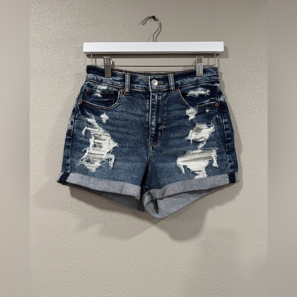American Eagle Outfitters Pants - American Eagle Mom Short Stretch
